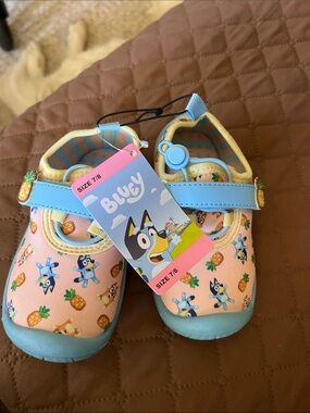 Bluey Pineappple swim water shoes Toddler